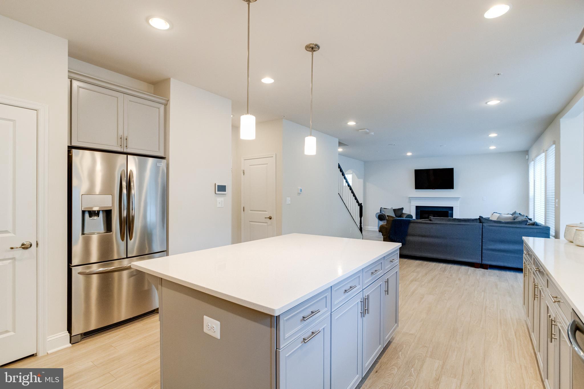 1138 FITZHUGH DRIVE