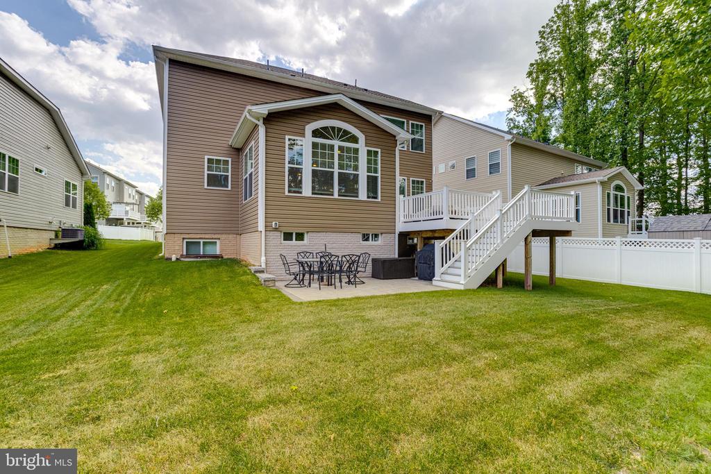 1138 FITZHUGH DRIVE