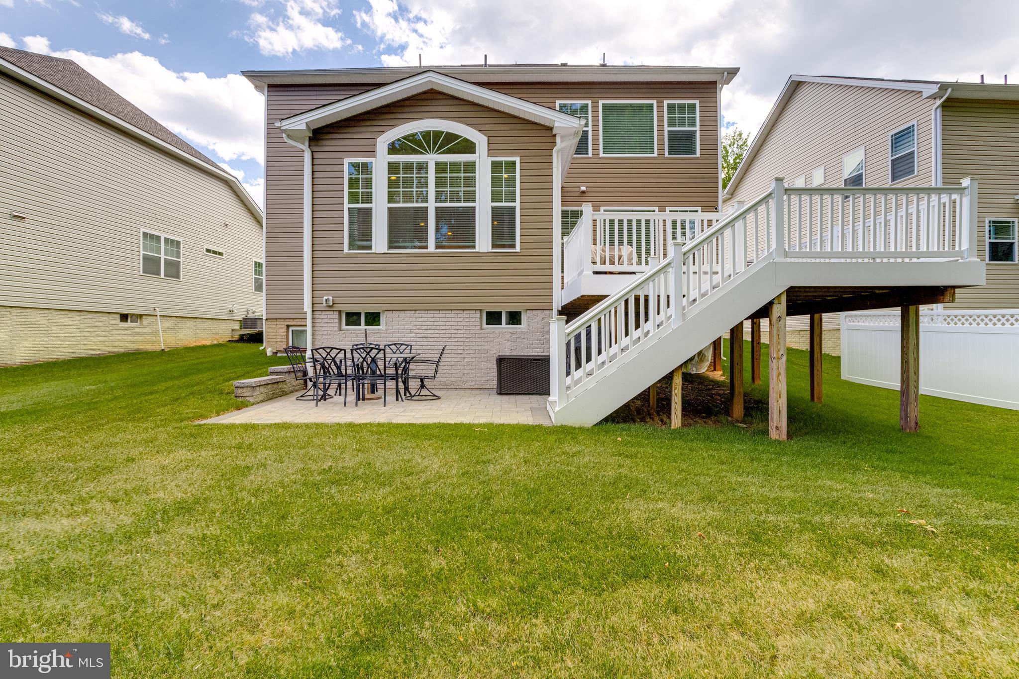 1138 FITZHUGH DRIVE
