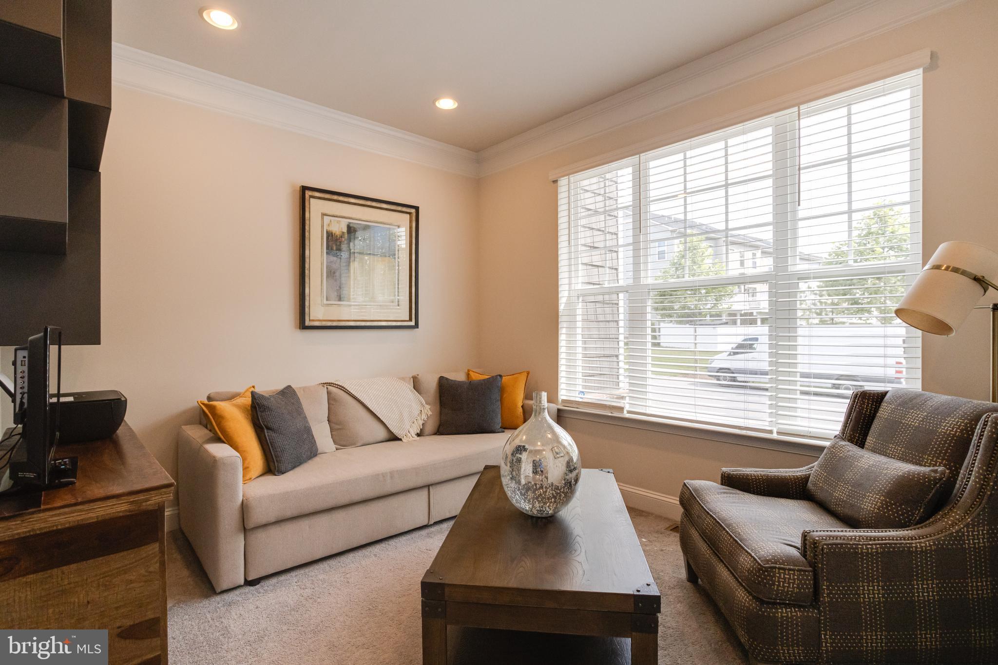 1138 FITZHUGH DRIVE