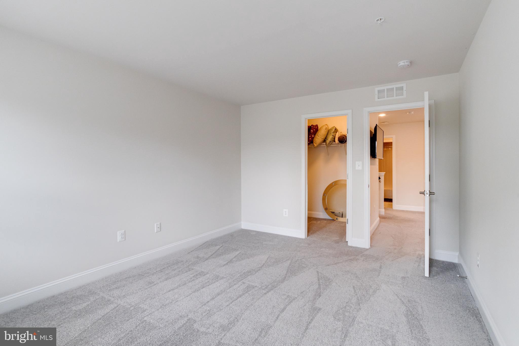 1138 FITZHUGH DRIVE