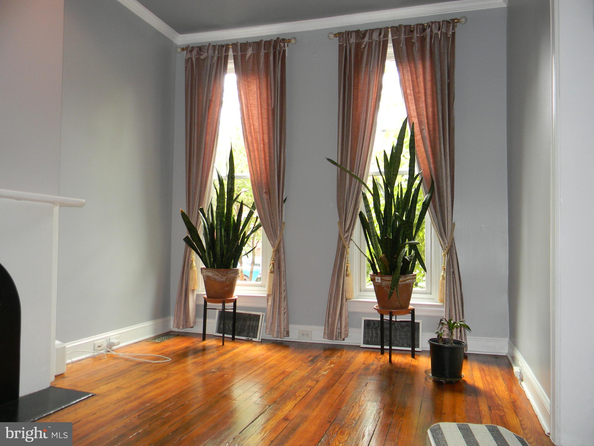 9 N COLLINGTON AVENUE