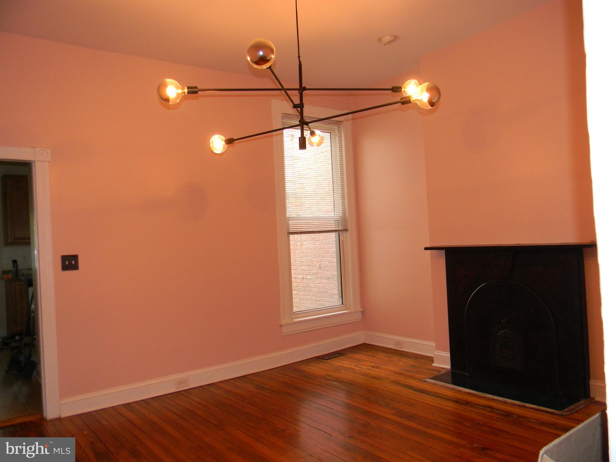 9 N COLLINGTON AVENUE