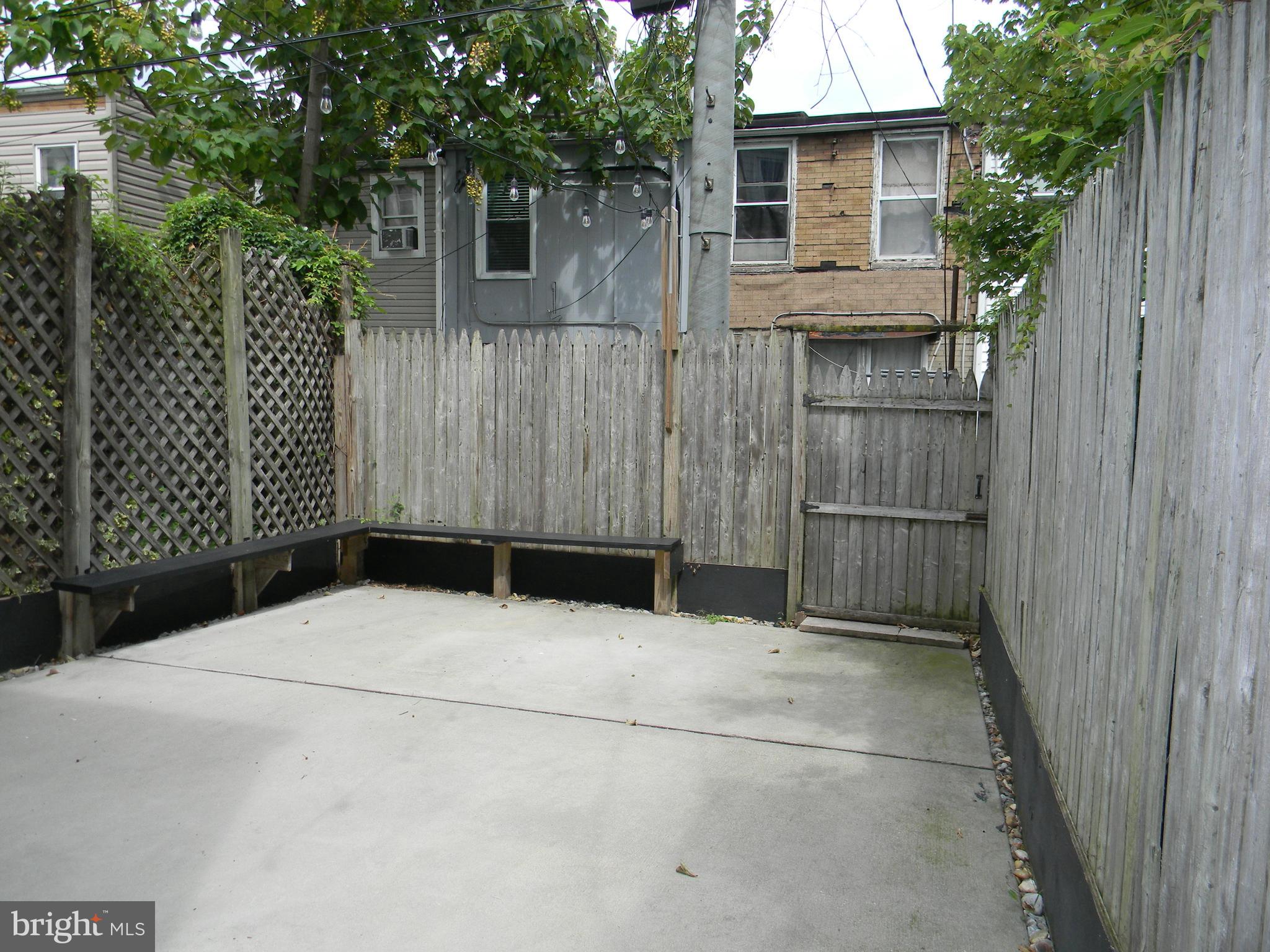 9 N COLLINGTON AVENUE