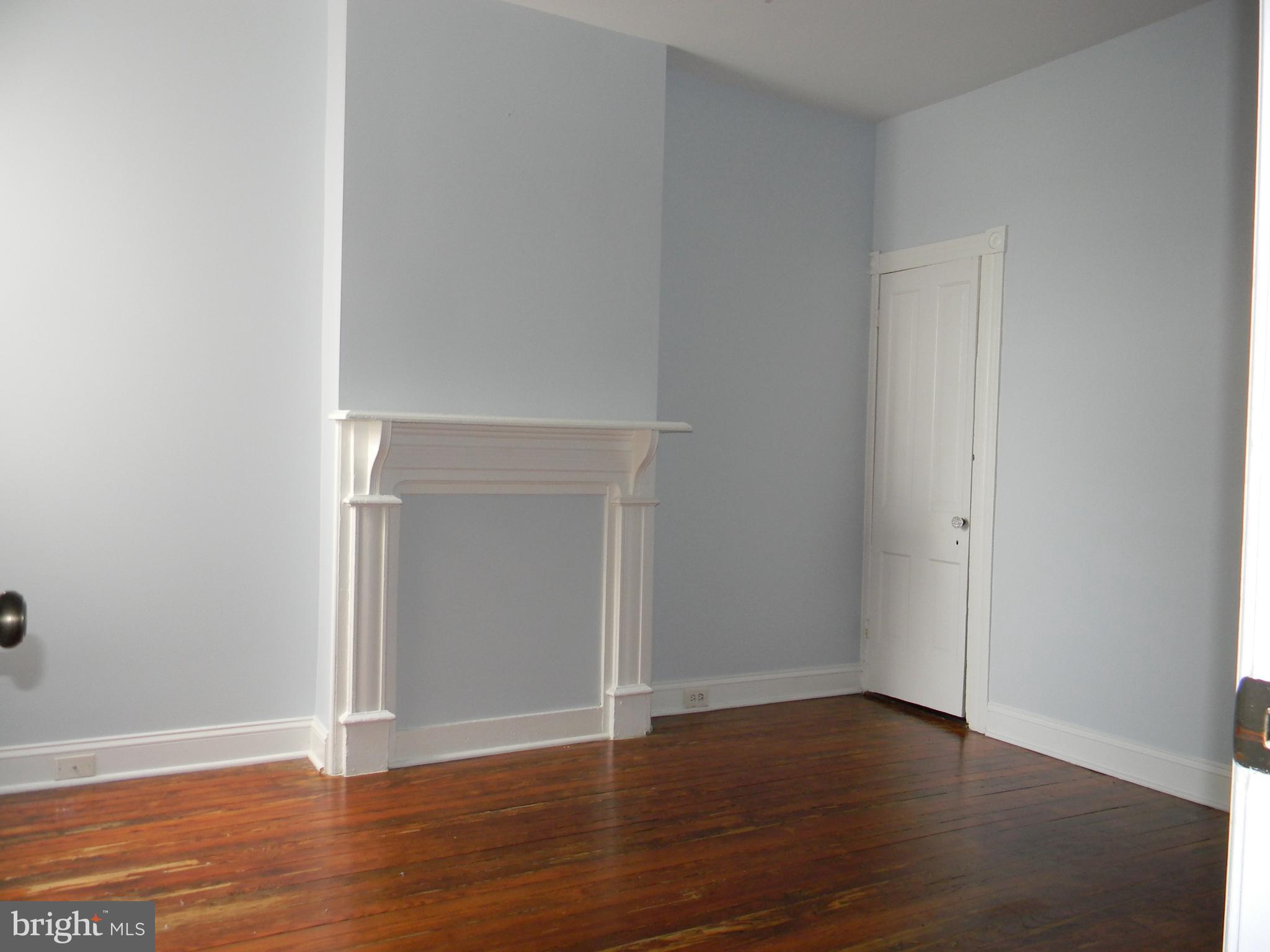 9 N COLLINGTON AVENUE