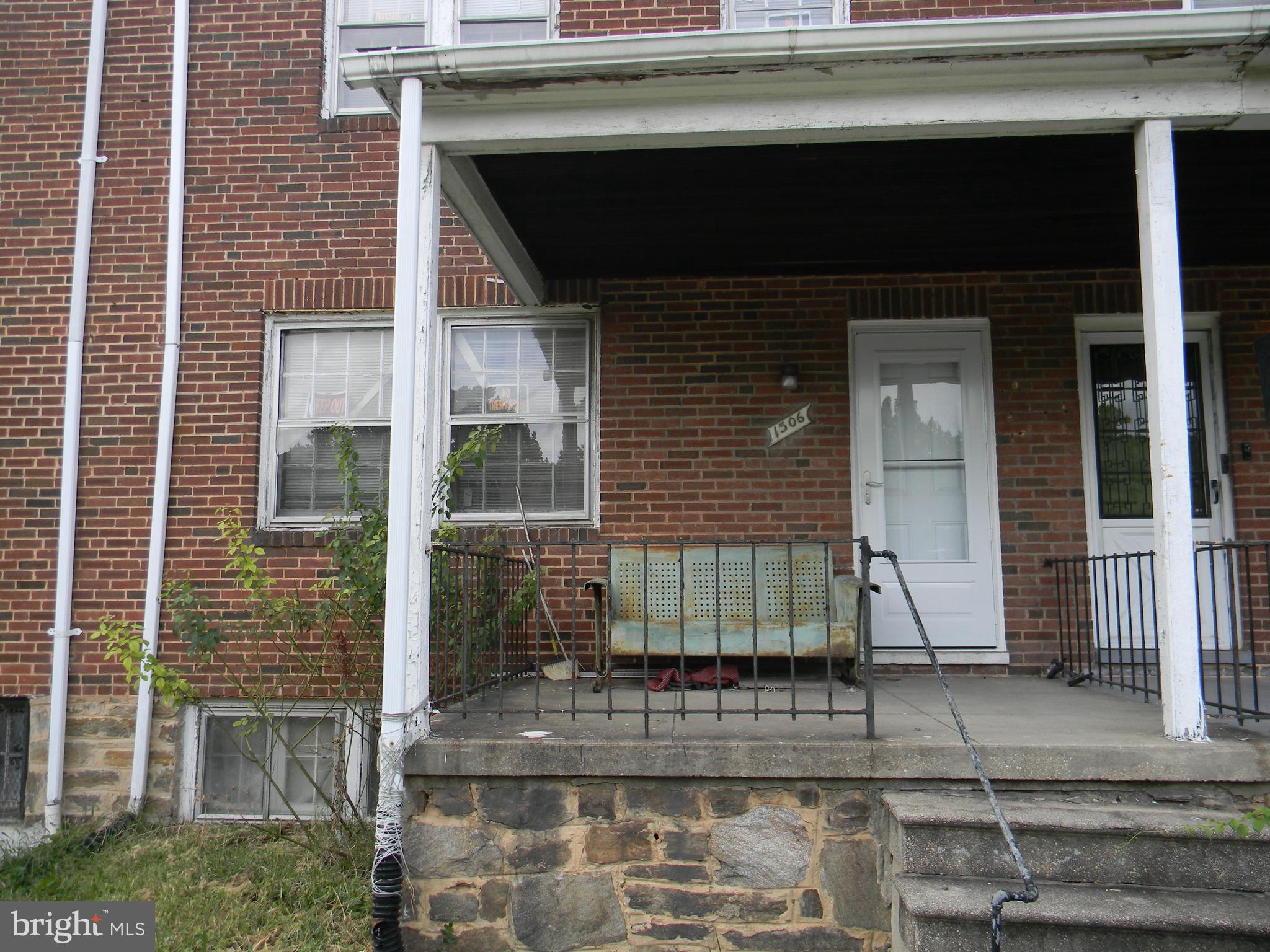 1306 N LINWOOD AVENUE