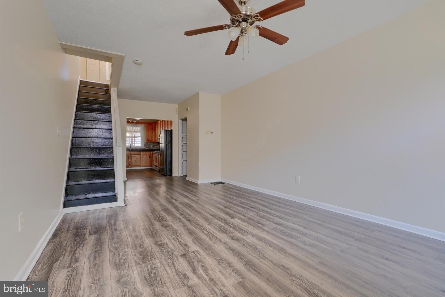 1304 GLYNDON AVENUE
