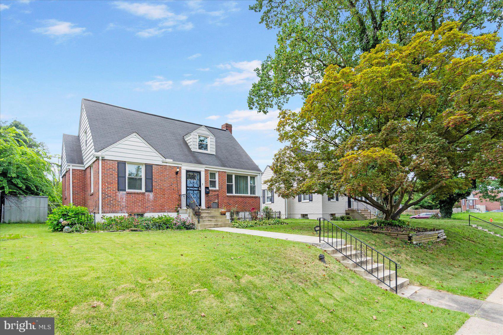 6225 CHINQUAPIN PARKWAY