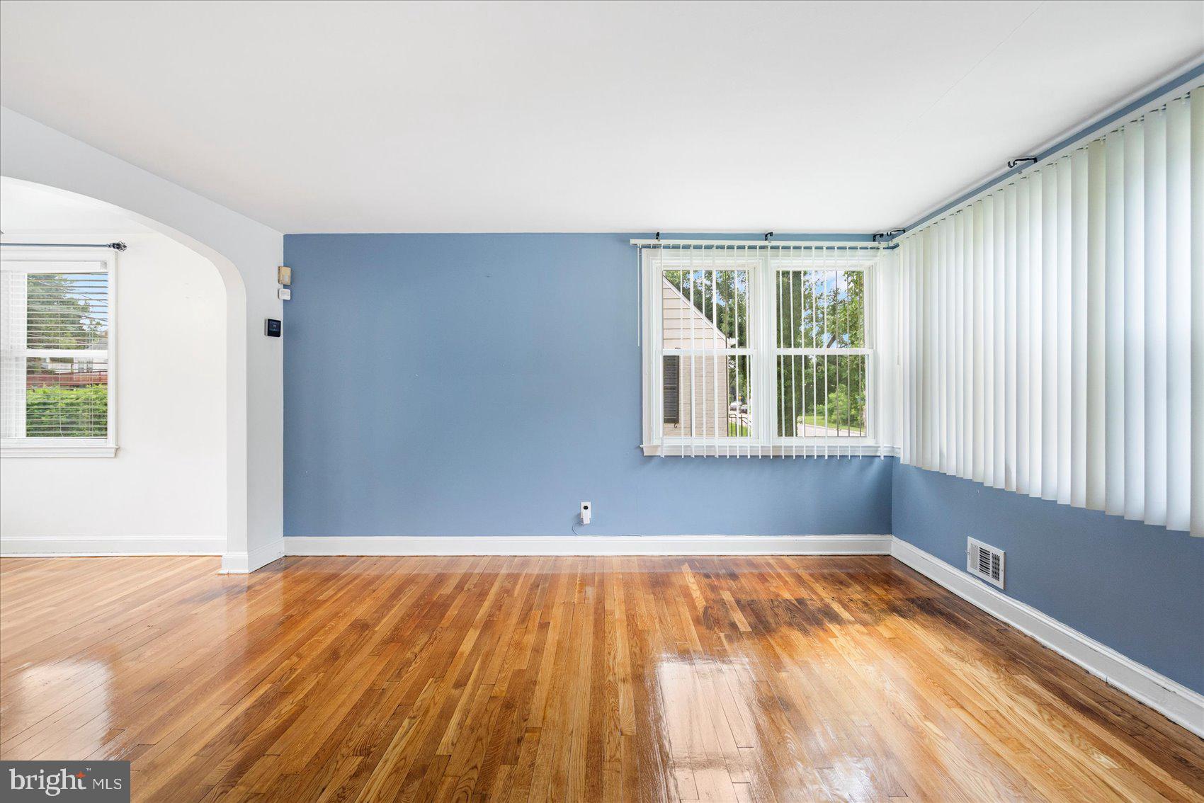 6225 CHINQUAPIN PARKWAY