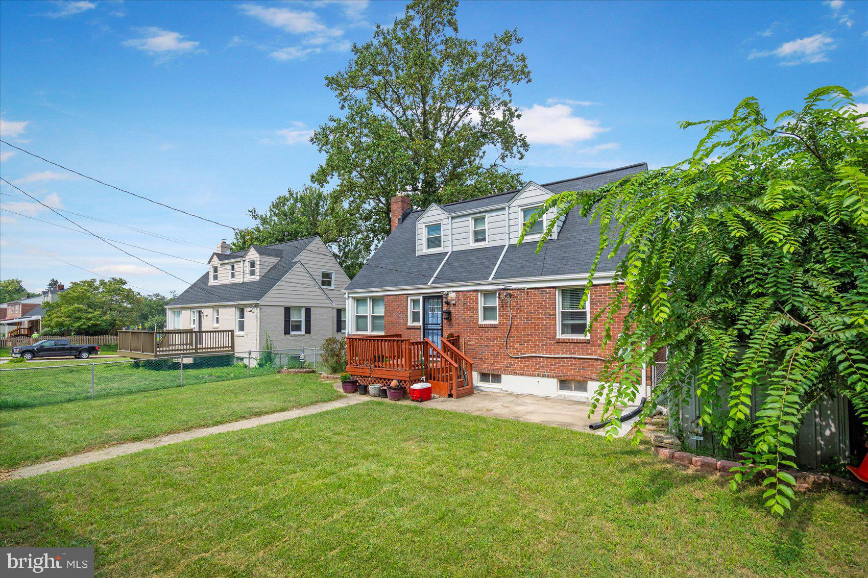 6225 CHINQUAPIN PARKWAY