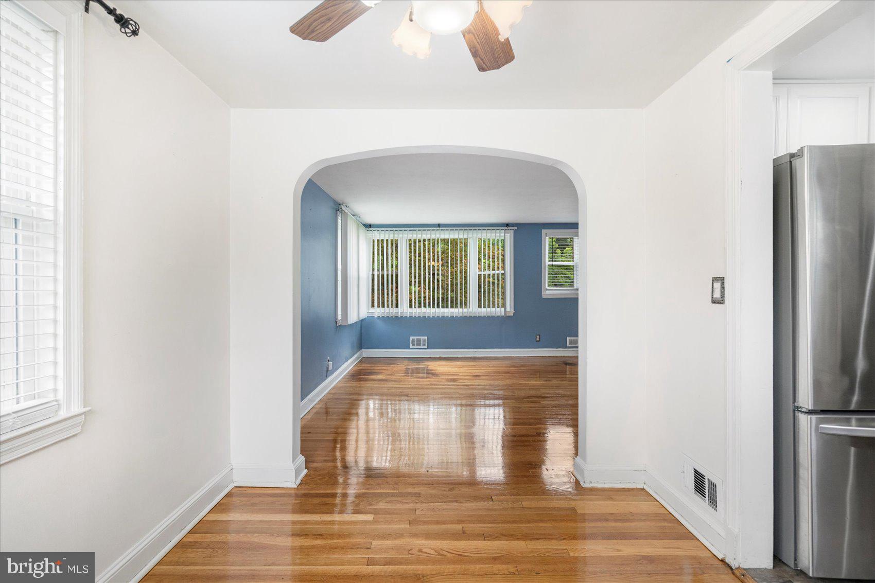 6225 CHINQUAPIN PARKWAY