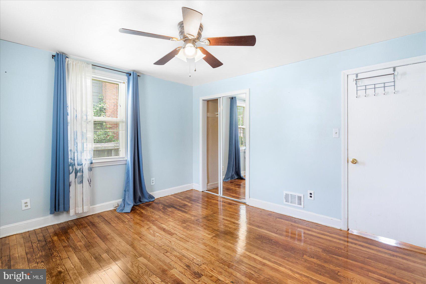 6225 CHINQUAPIN PARKWAY