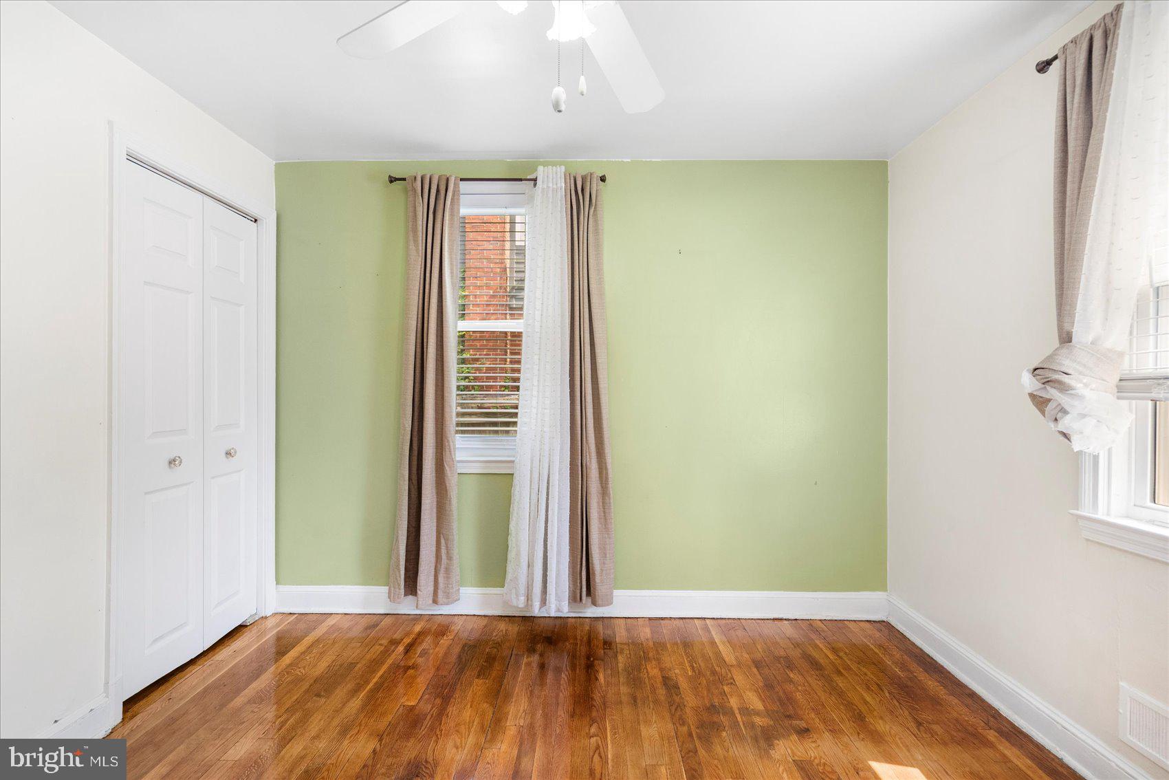 6225 CHINQUAPIN PARKWAY