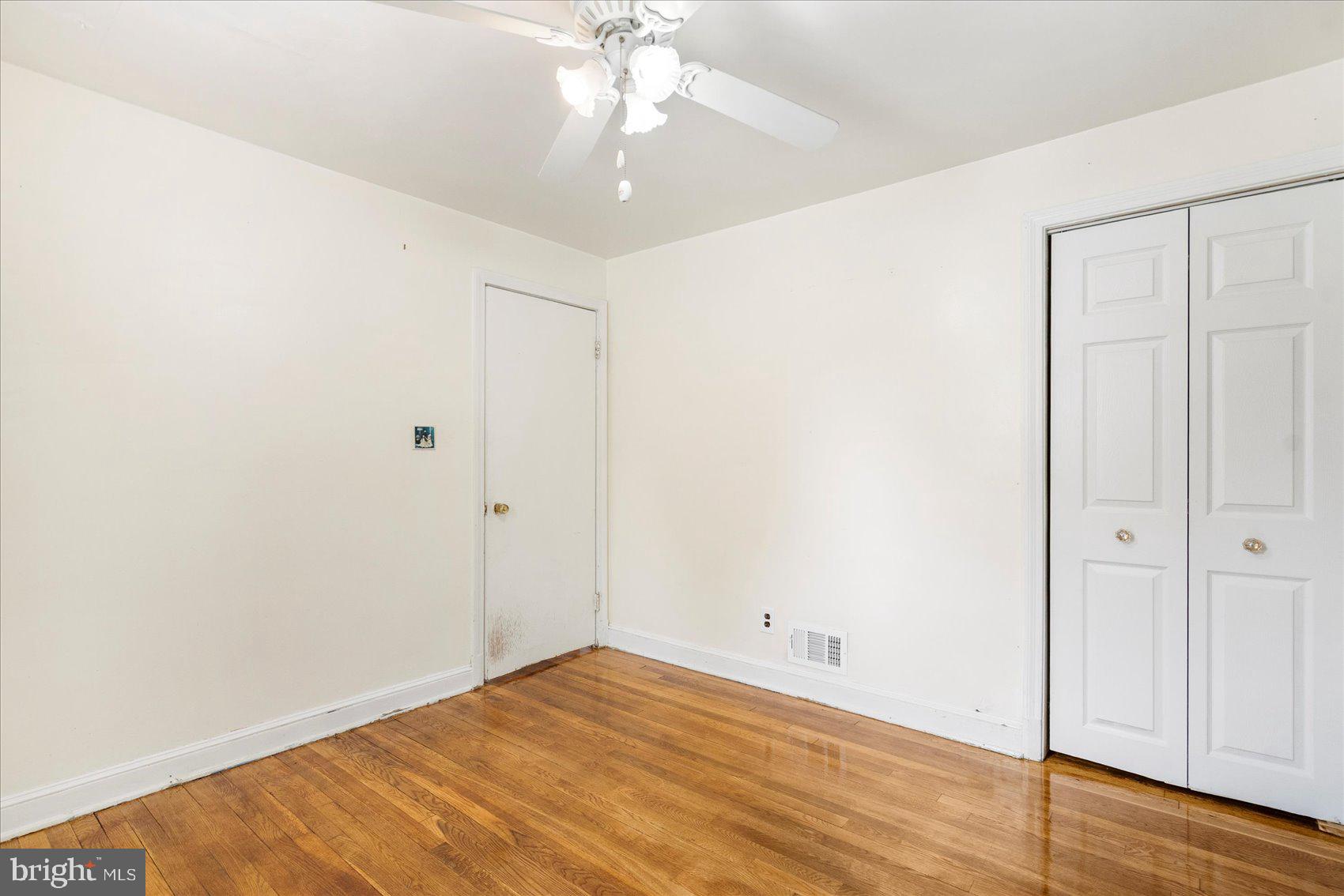 6225 CHINQUAPIN PARKWAY