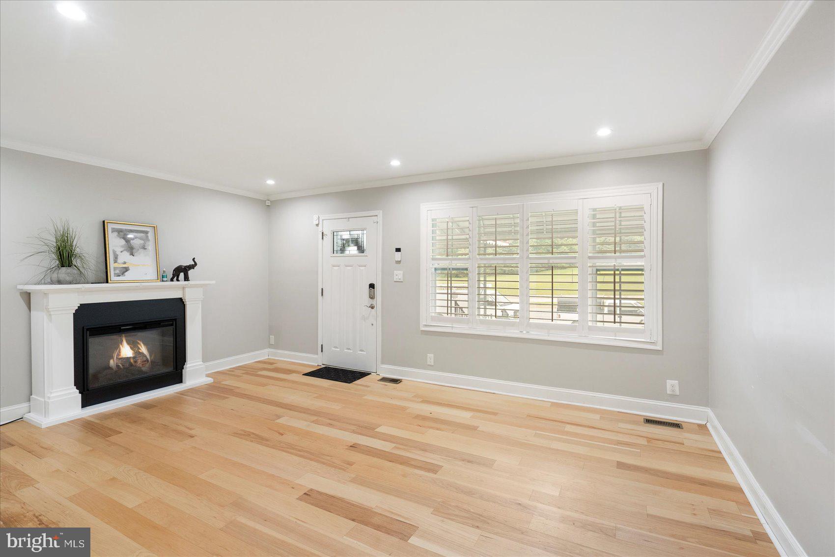 1103 E NORTHERN PARKWAY