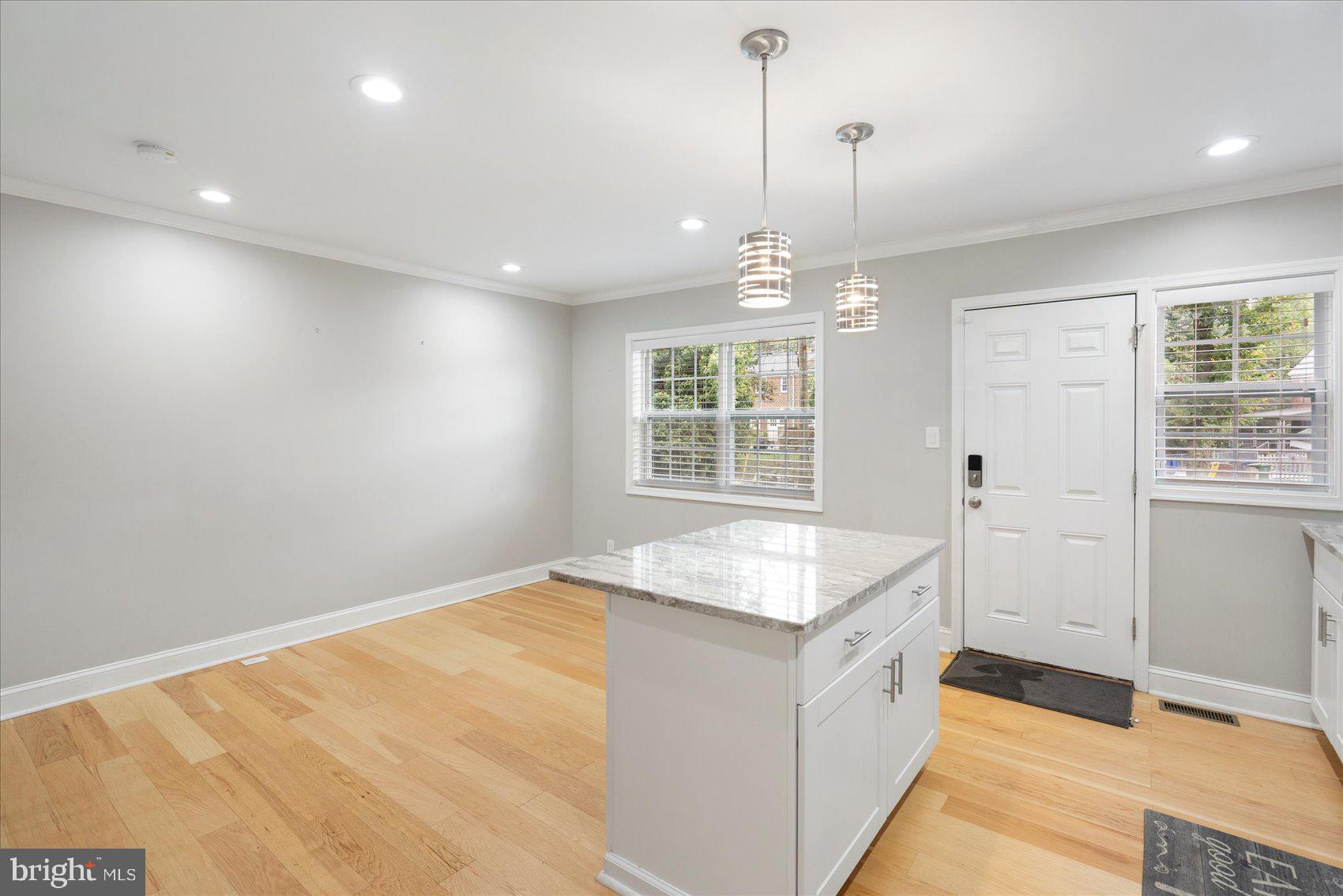 1103 E NORTHERN PARKWAY