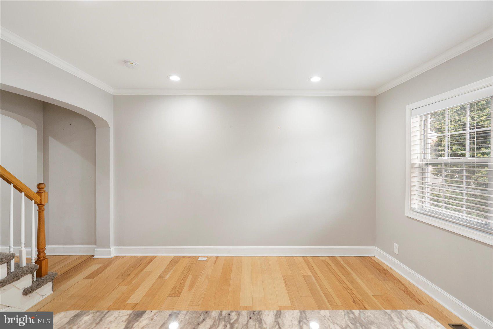 1103 E NORTHERN PARKWAY