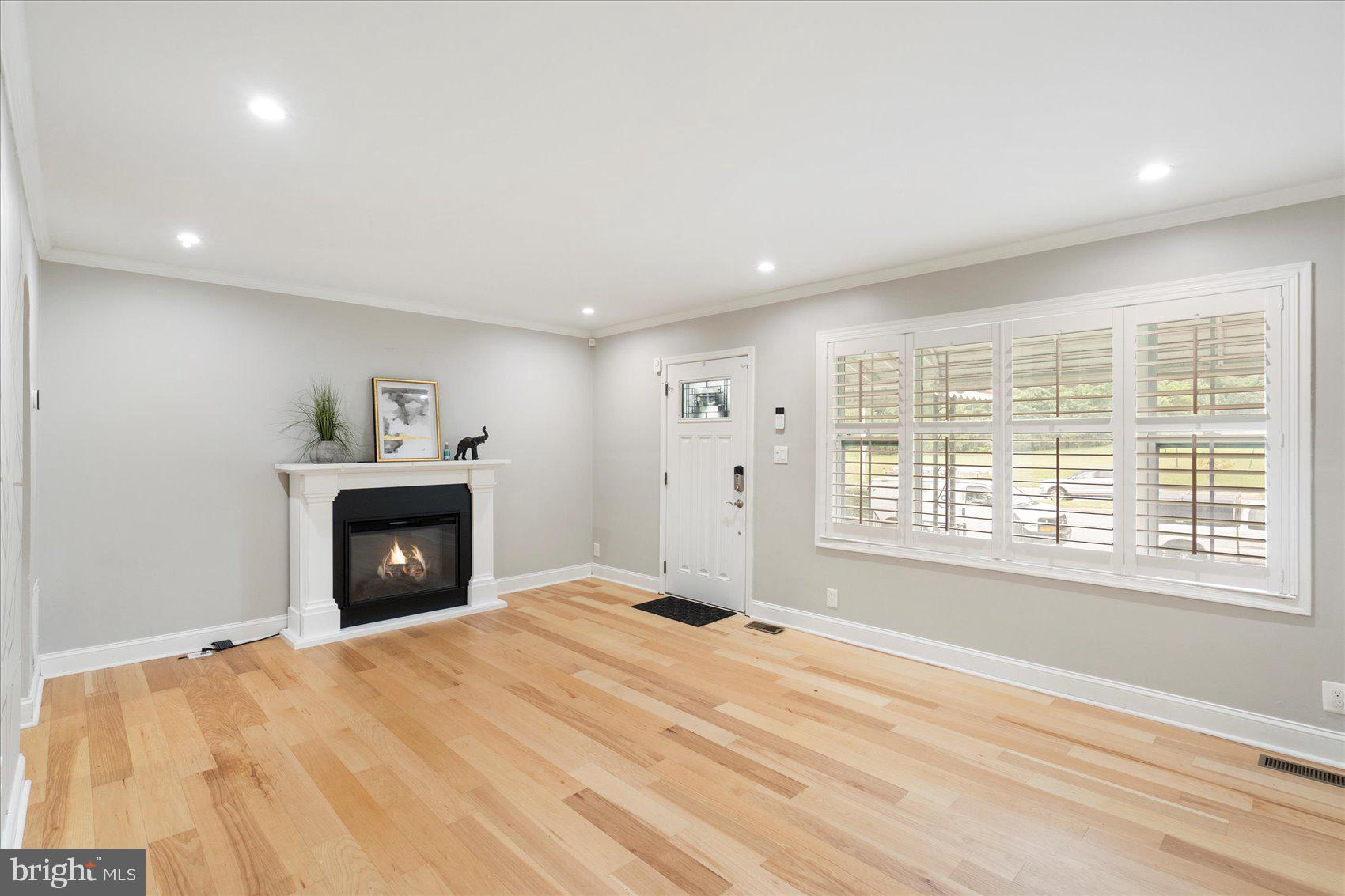 1103 E NORTHERN PARKWAY