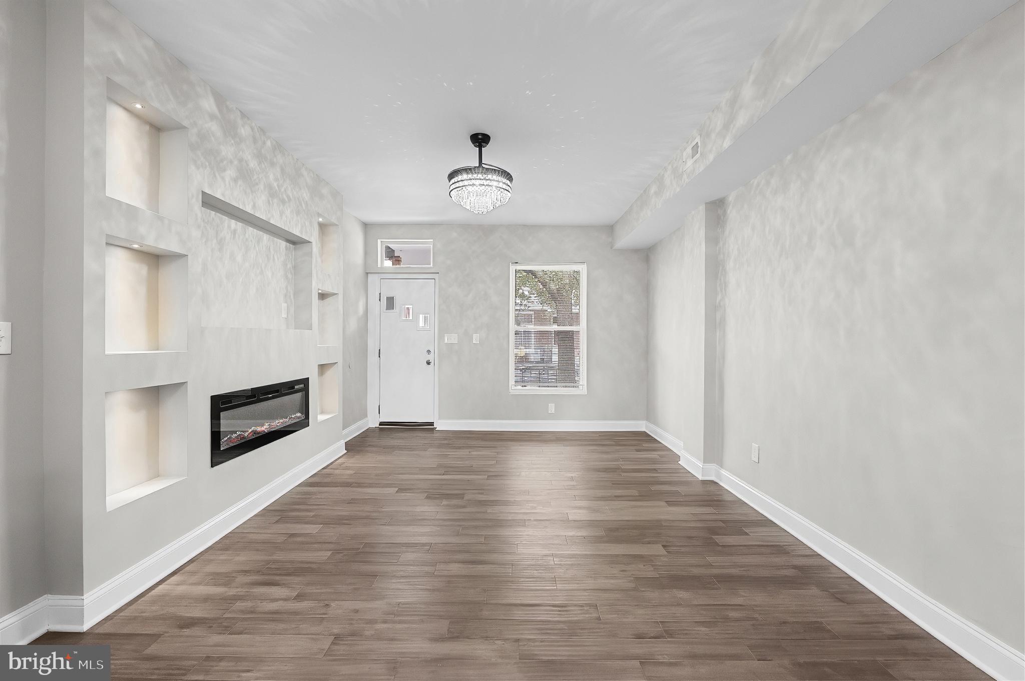 1655 CLIFTVIEW AVENUE