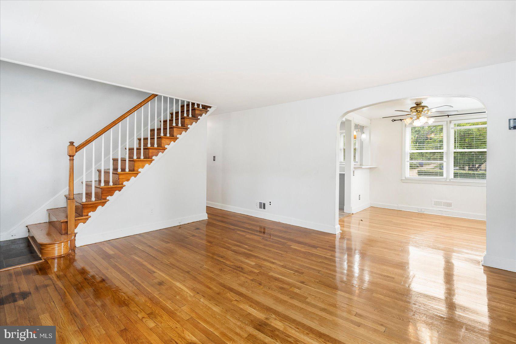 6225 CHINQUAPIN PARKWAY