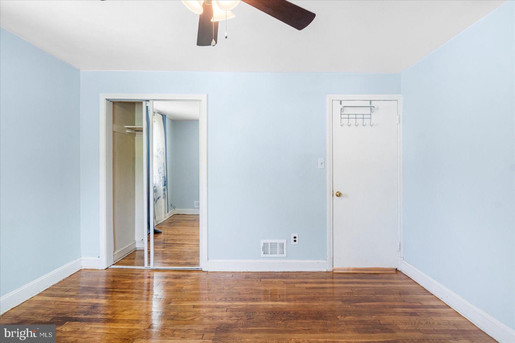 6225 CHINQUAPIN PARKWAY