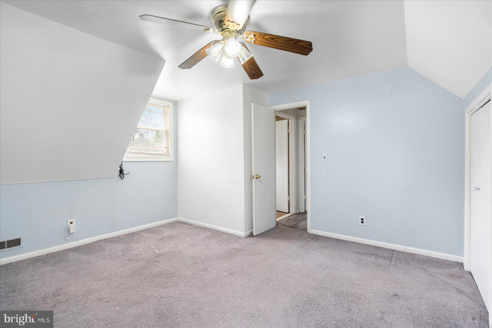 6225 CHINQUAPIN PARKWAY