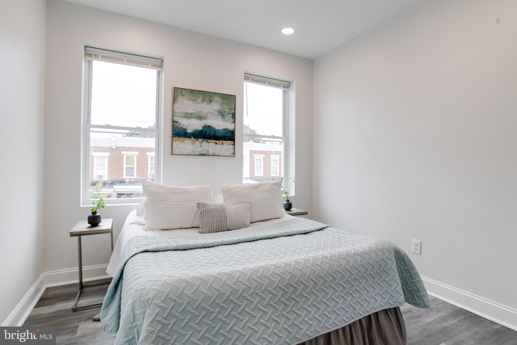 315 N ROBINSON STREET