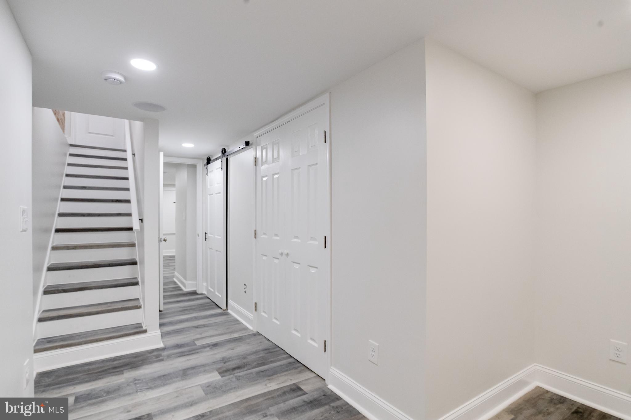 315 N ROBINSON STREET