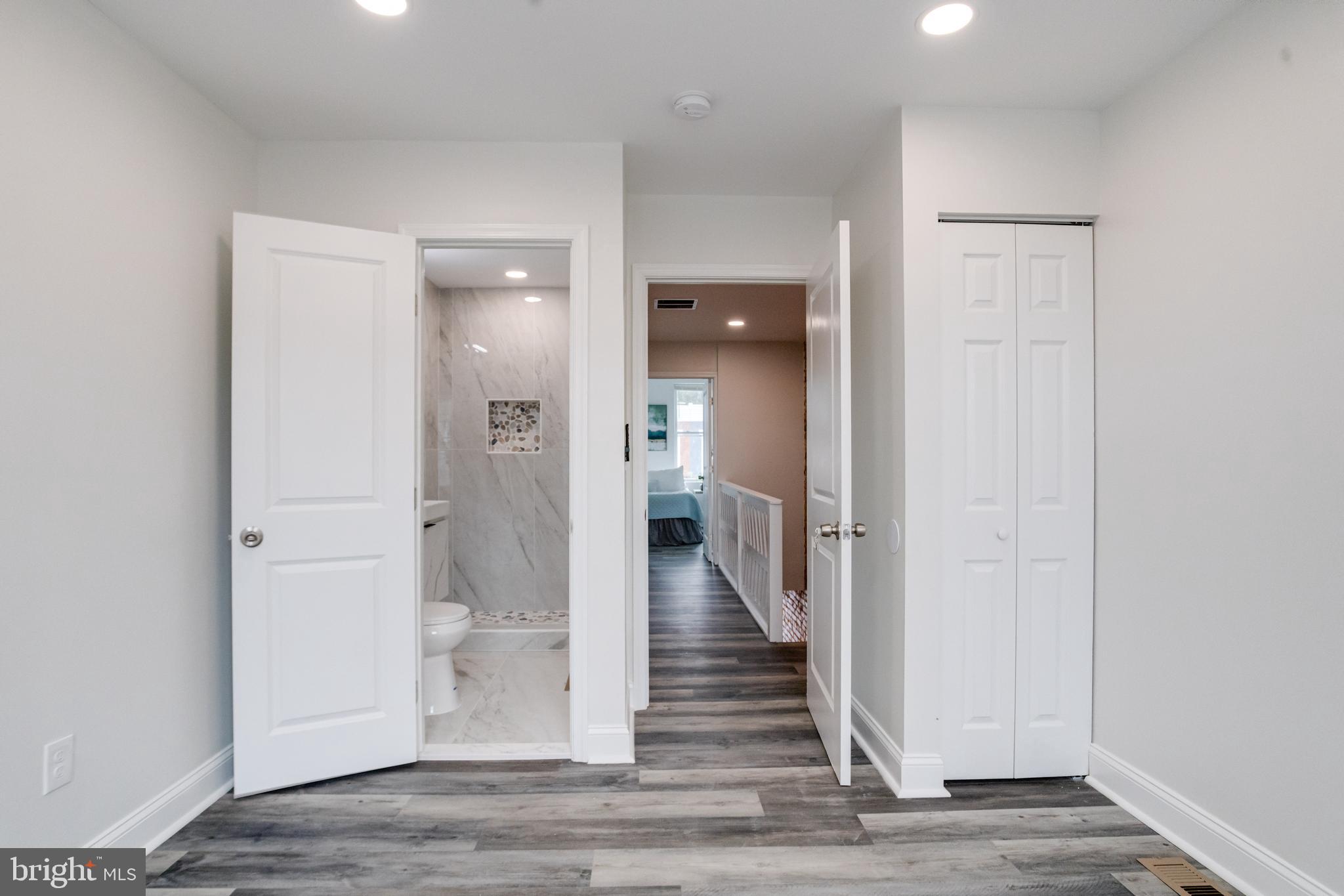 315 N ROBINSON STREET