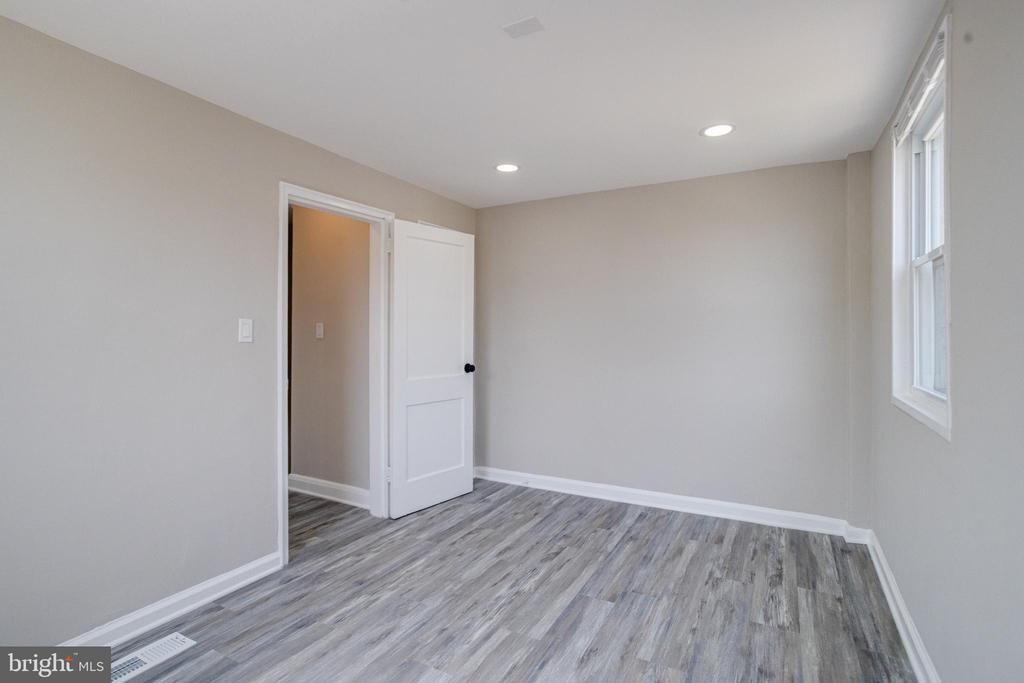 4100 COLBORNE ROAD