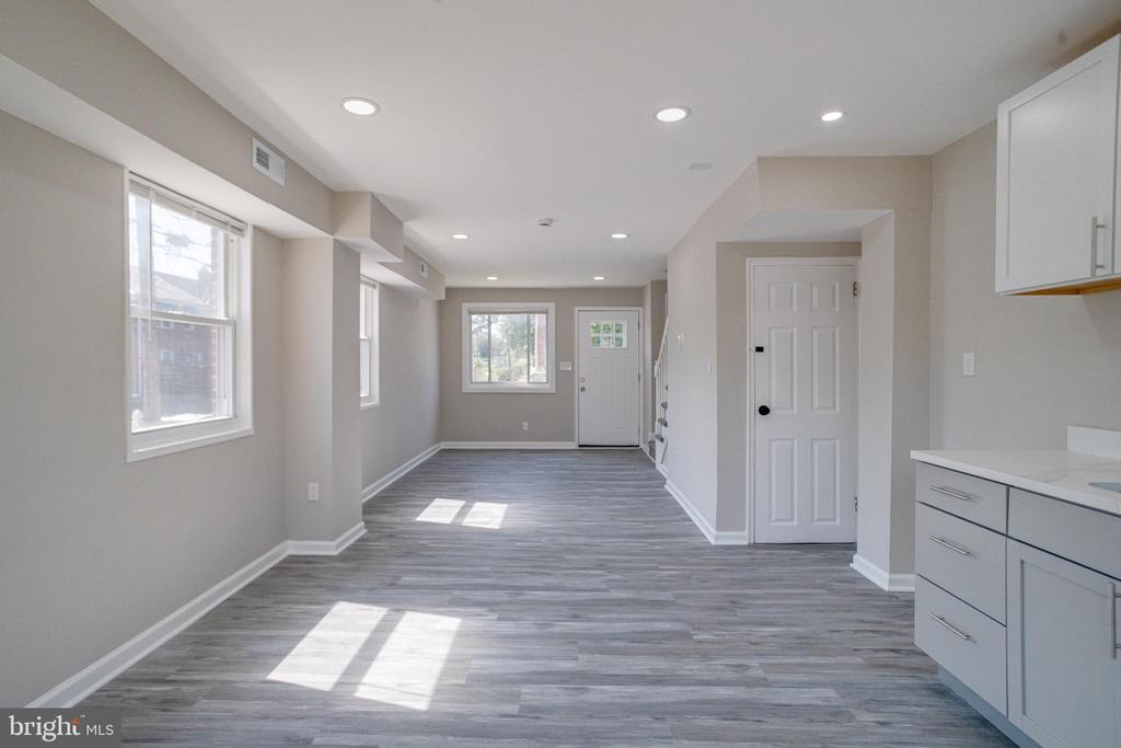 4100 COLBORNE ROAD