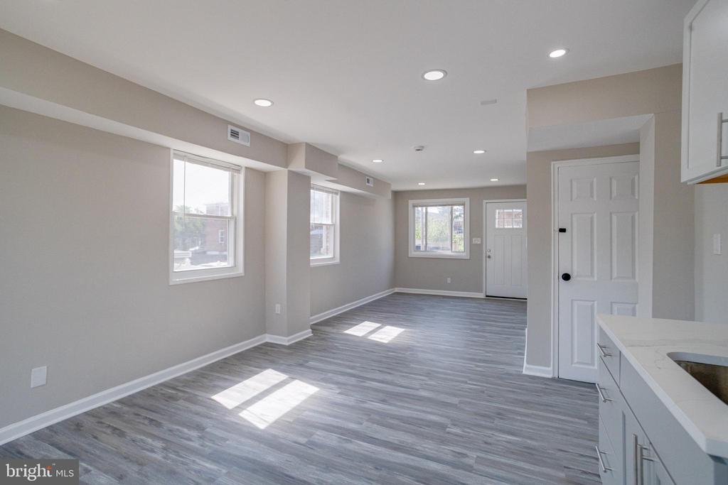 4100 COLBORNE ROAD