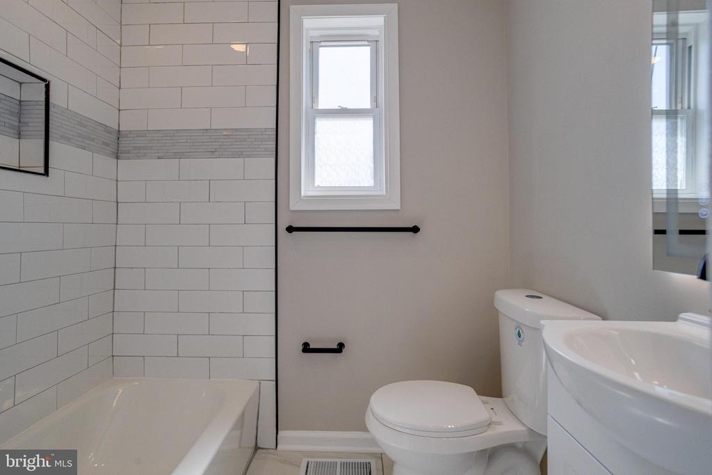 4100 COLBORNE ROAD