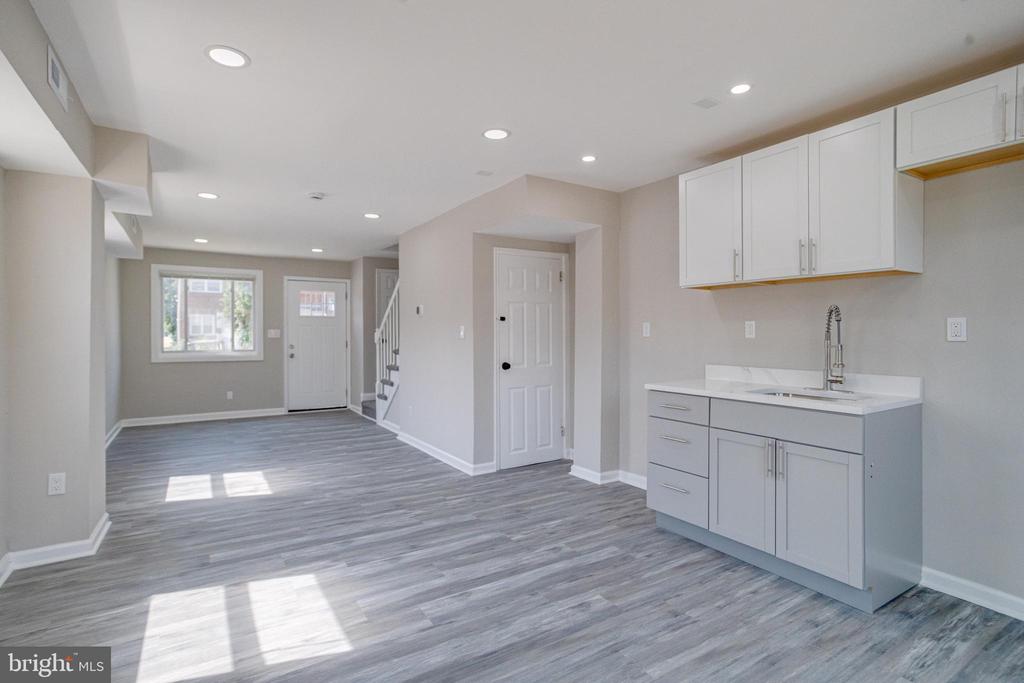 4100 COLBORNE ROAD