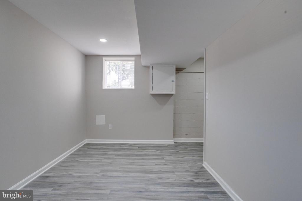 4100 COLBORNE ROAD
