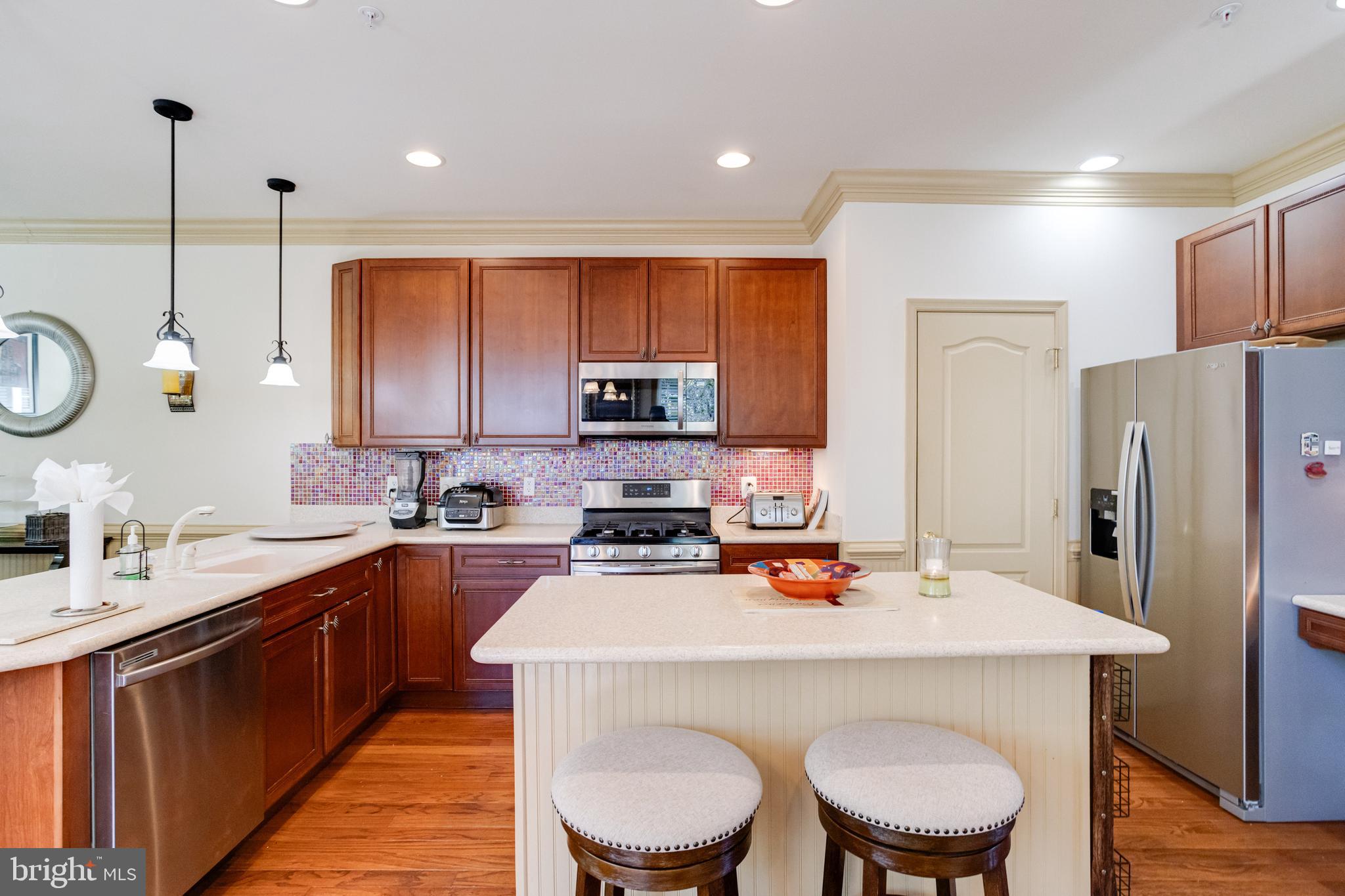 9101 MARLOVE OAKS LANE