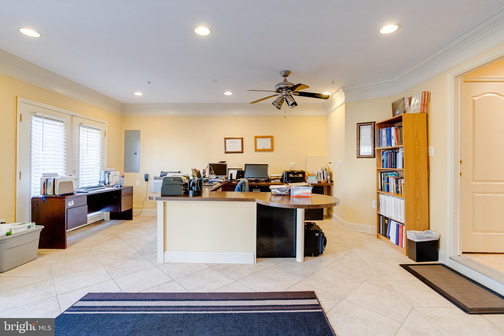 9101 MARLOVE OAKS LANE