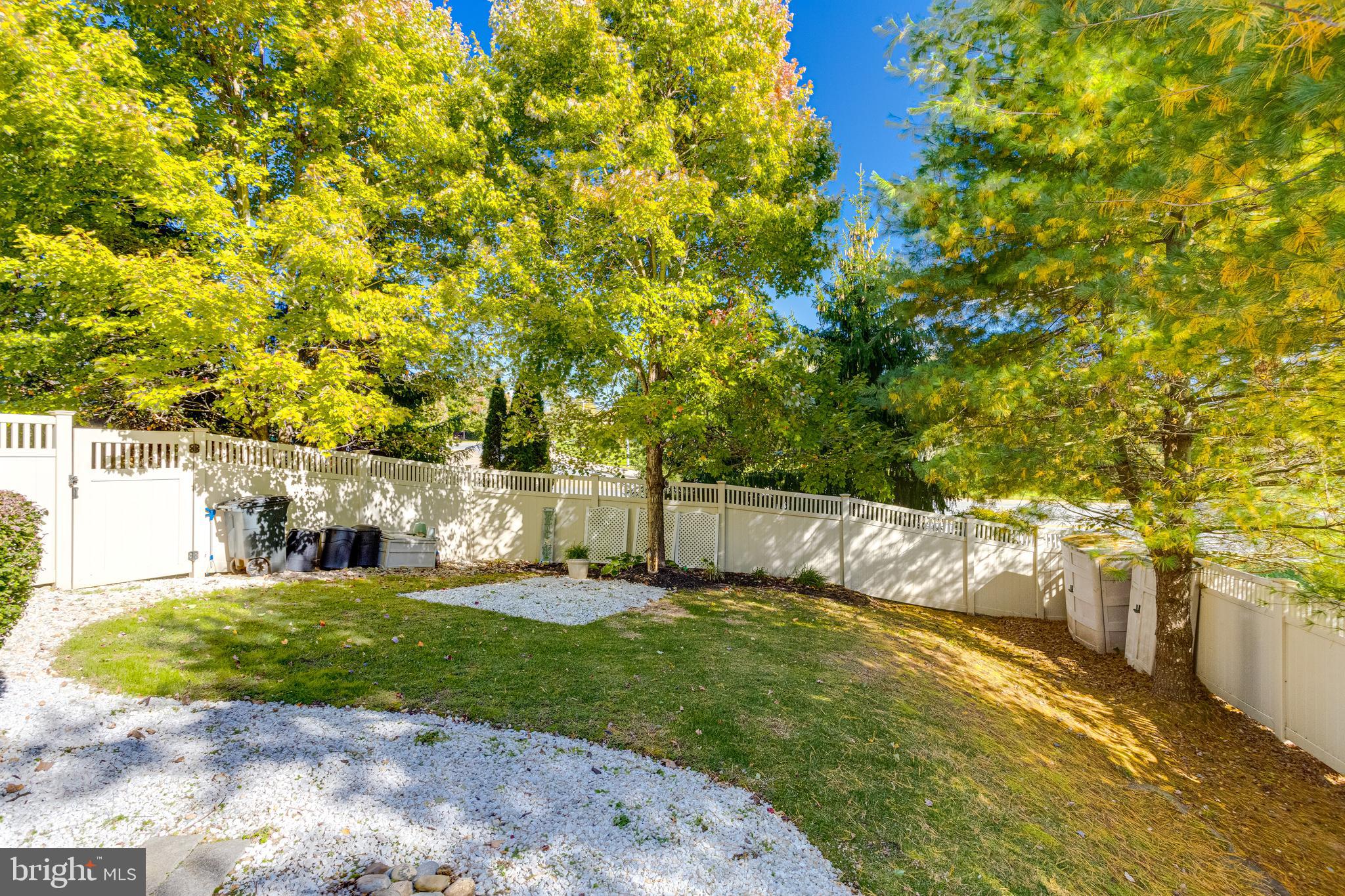 9101 MARLOVE OAKS LANE