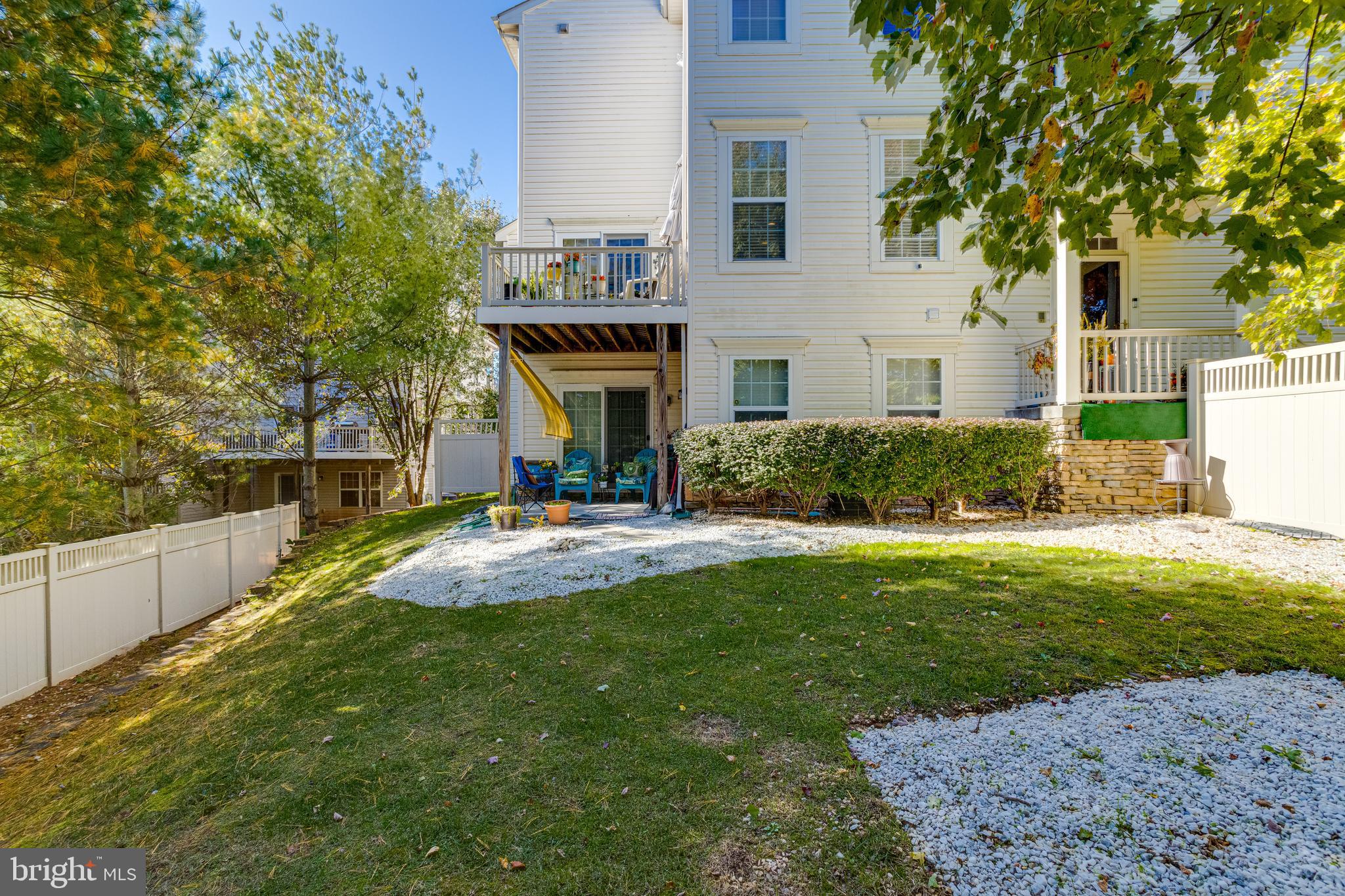 9101 MARLOVE OAKS LANE
