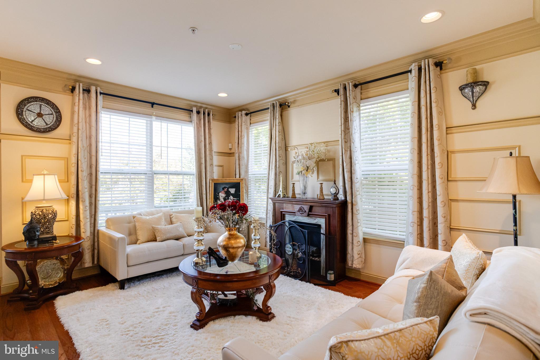 9101 MARLOVE OAKS LANE