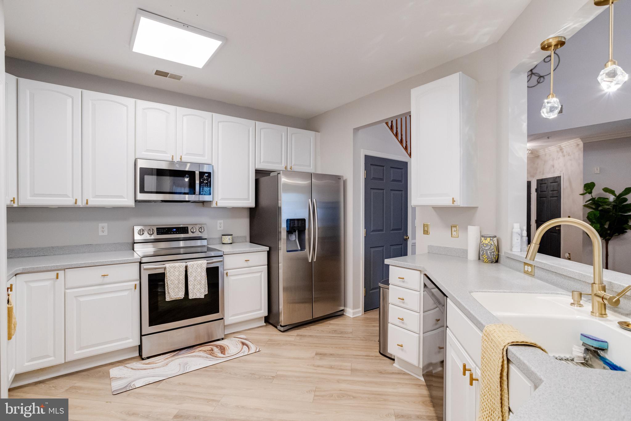 328 LAUREN HILL COURT 328