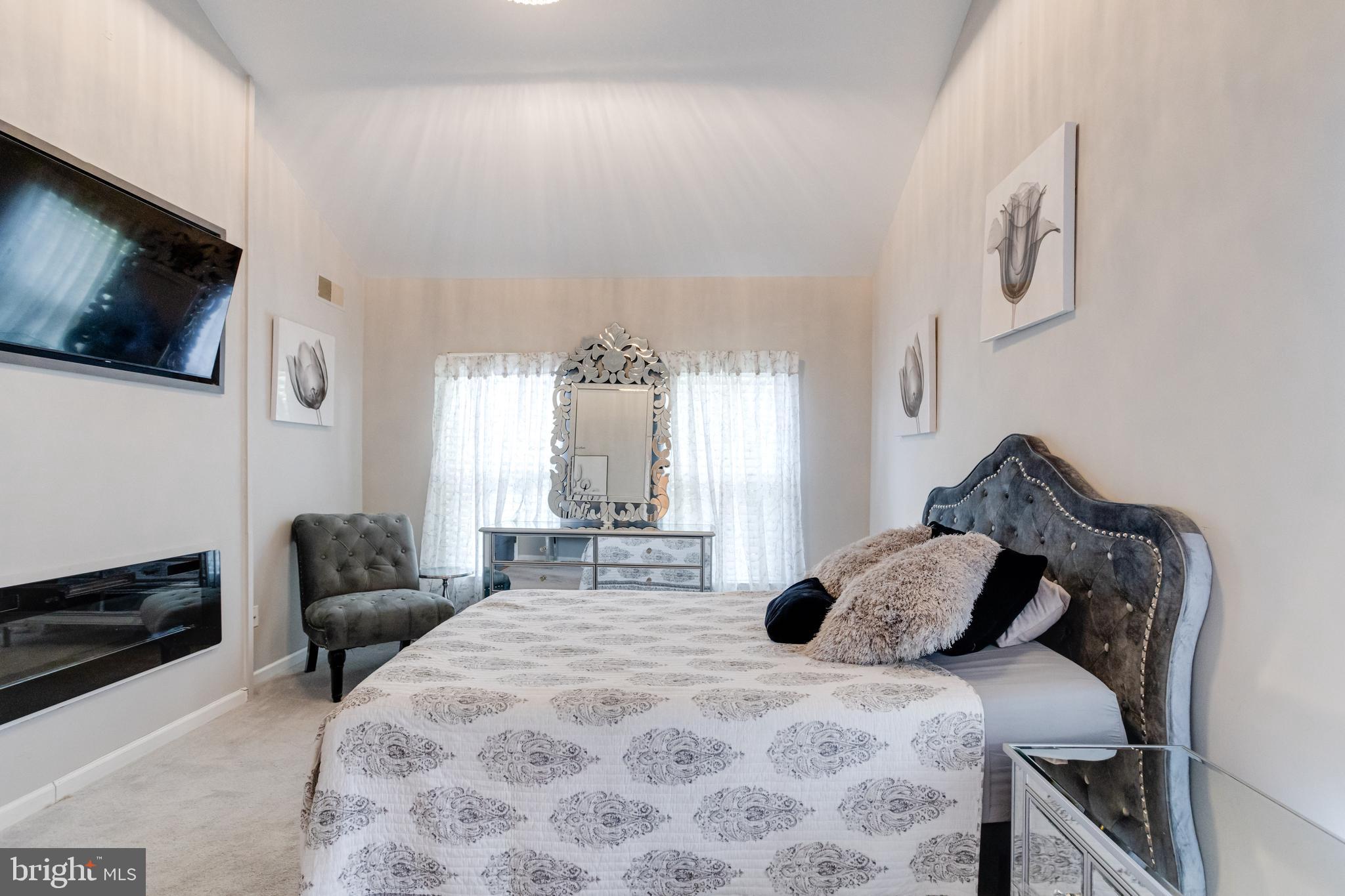 328 LAUREN HILL COURT 328