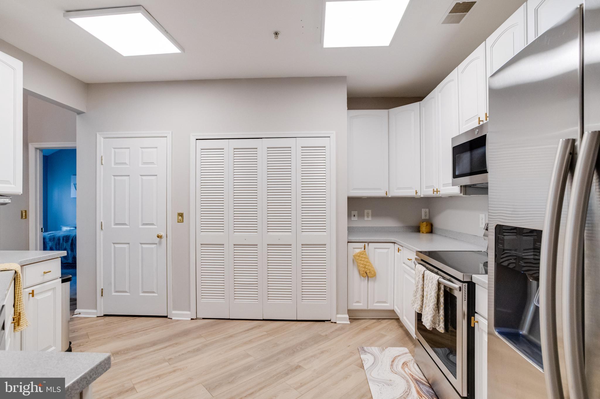 328 LAUREN HILL COURT 328