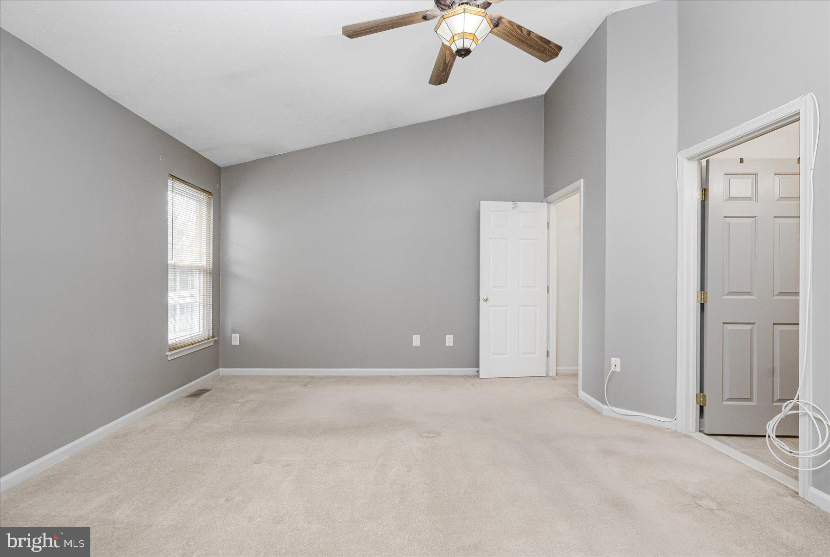 48 SADDLESTONE COURT