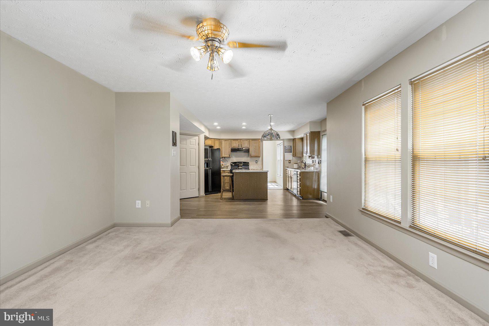 48 SADDLESTONE COURT