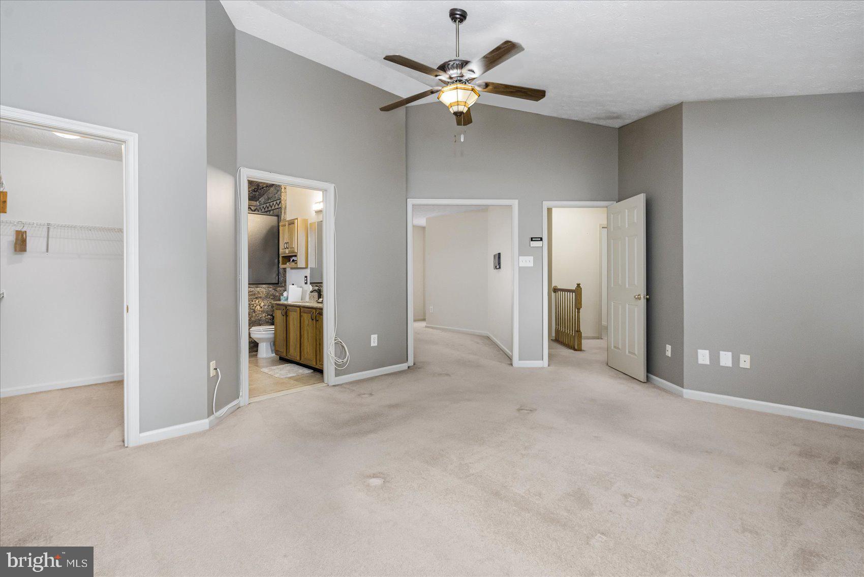 48 SADDLESTONE COURT