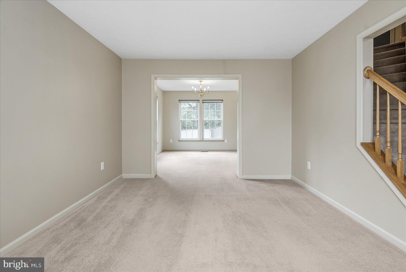 48 SADDLESTONE COURT