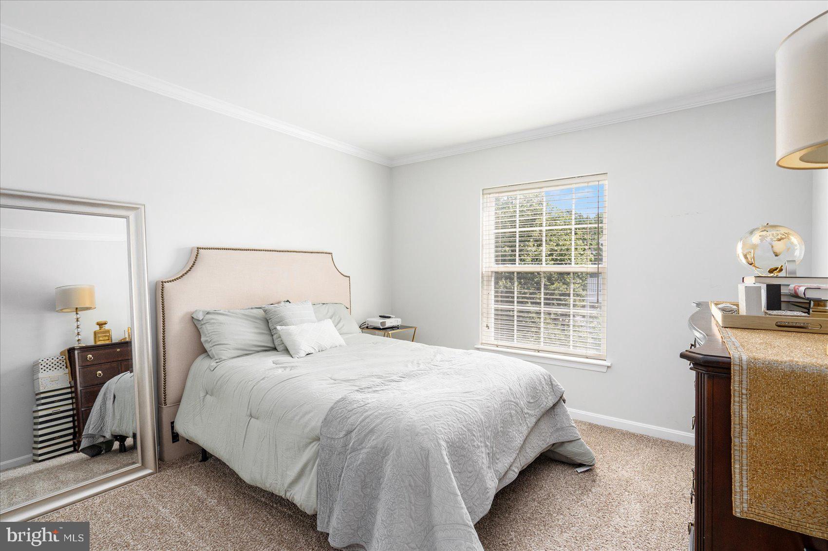 4 PENNYBOROUGH COURT 28
