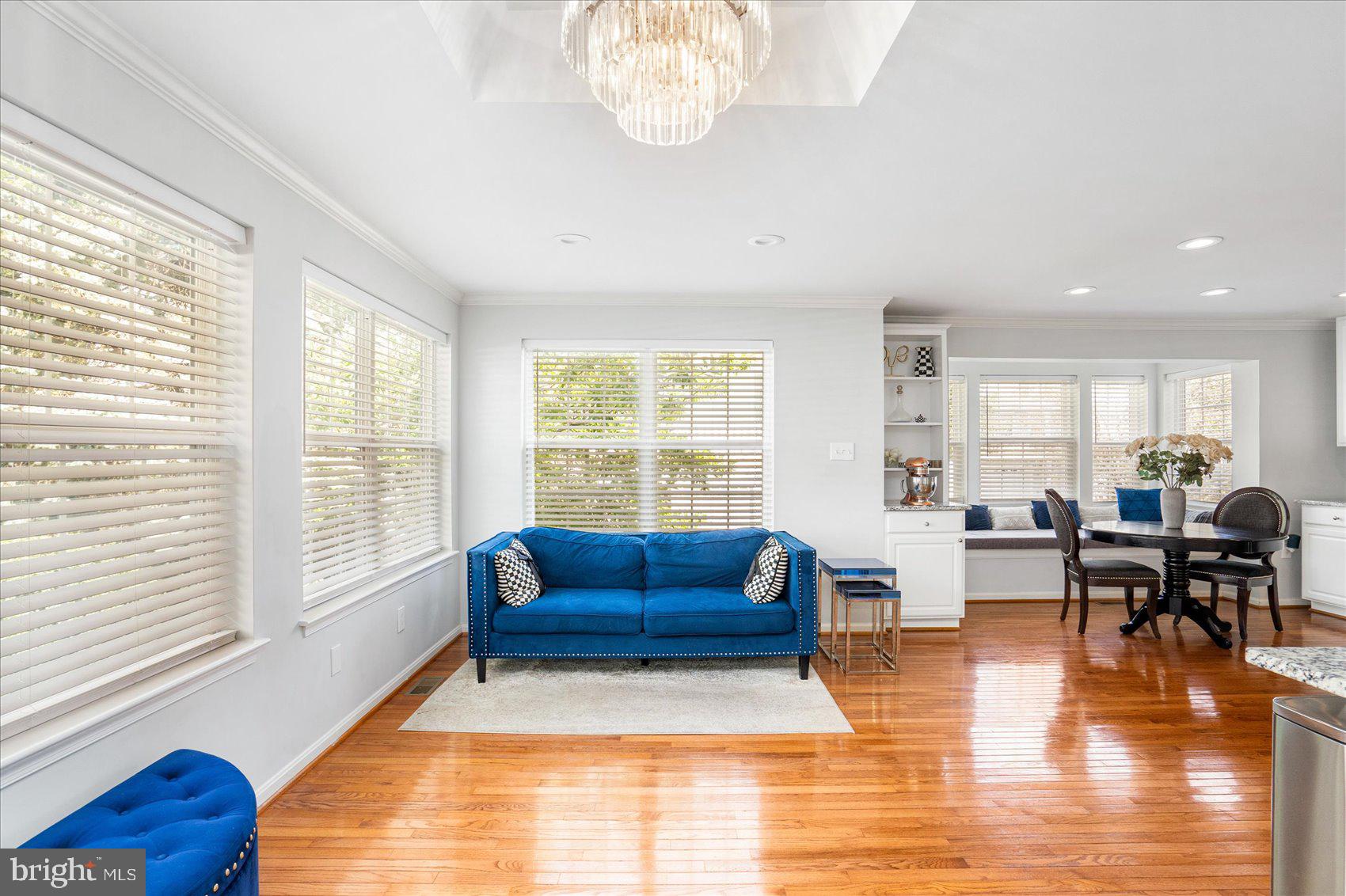 4 PENNYBOROUGH COURT 28