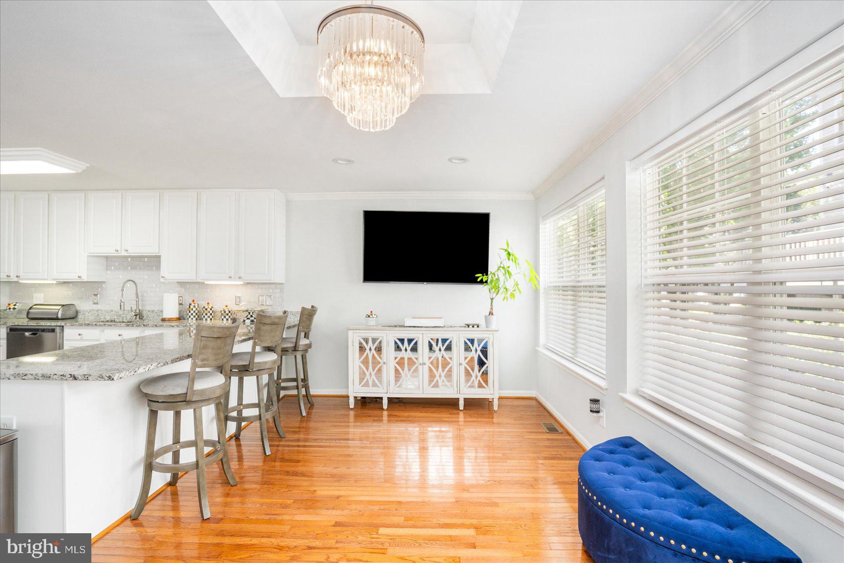 4 PENNYBOROUGH COURT 28